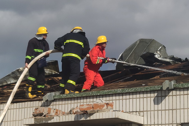 5cbd386e6e85a.jpg 03-640.jpg