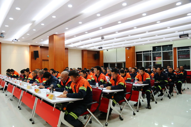 多寶山銅業(yè)對(duì)秋季森林防火工作進(jìn)行再部署 (1)-640.JPG