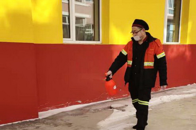 5e4cd3794faac.jpg 疫情防控戰(zhàn) 多銅在行動 (2)640.jpg