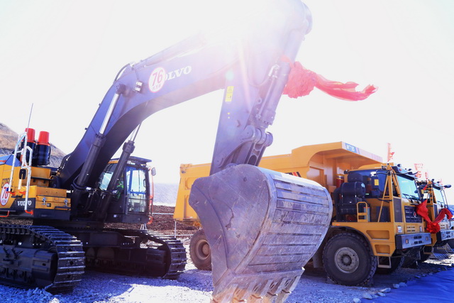 多寶山銅業(yè)又一個“省百大項目”開工建設(shè) (5)-640.JPG